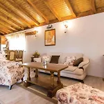 Vila Anita Budak