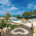 Vila Anita Budak