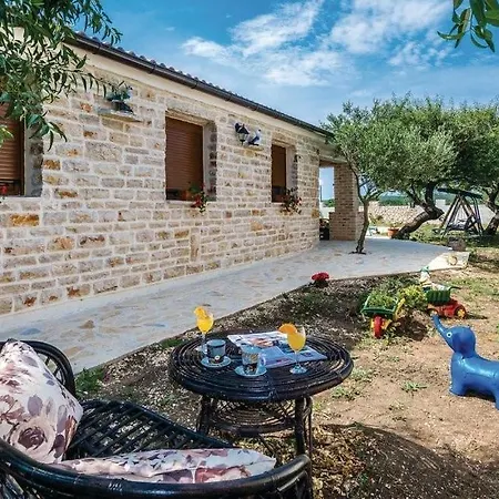 Villa Anita Budak